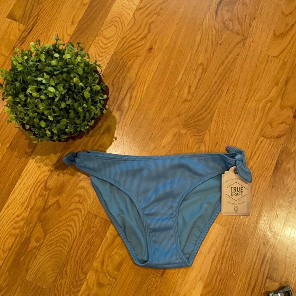 True Craft Bathing suit bottoms - XL NWT